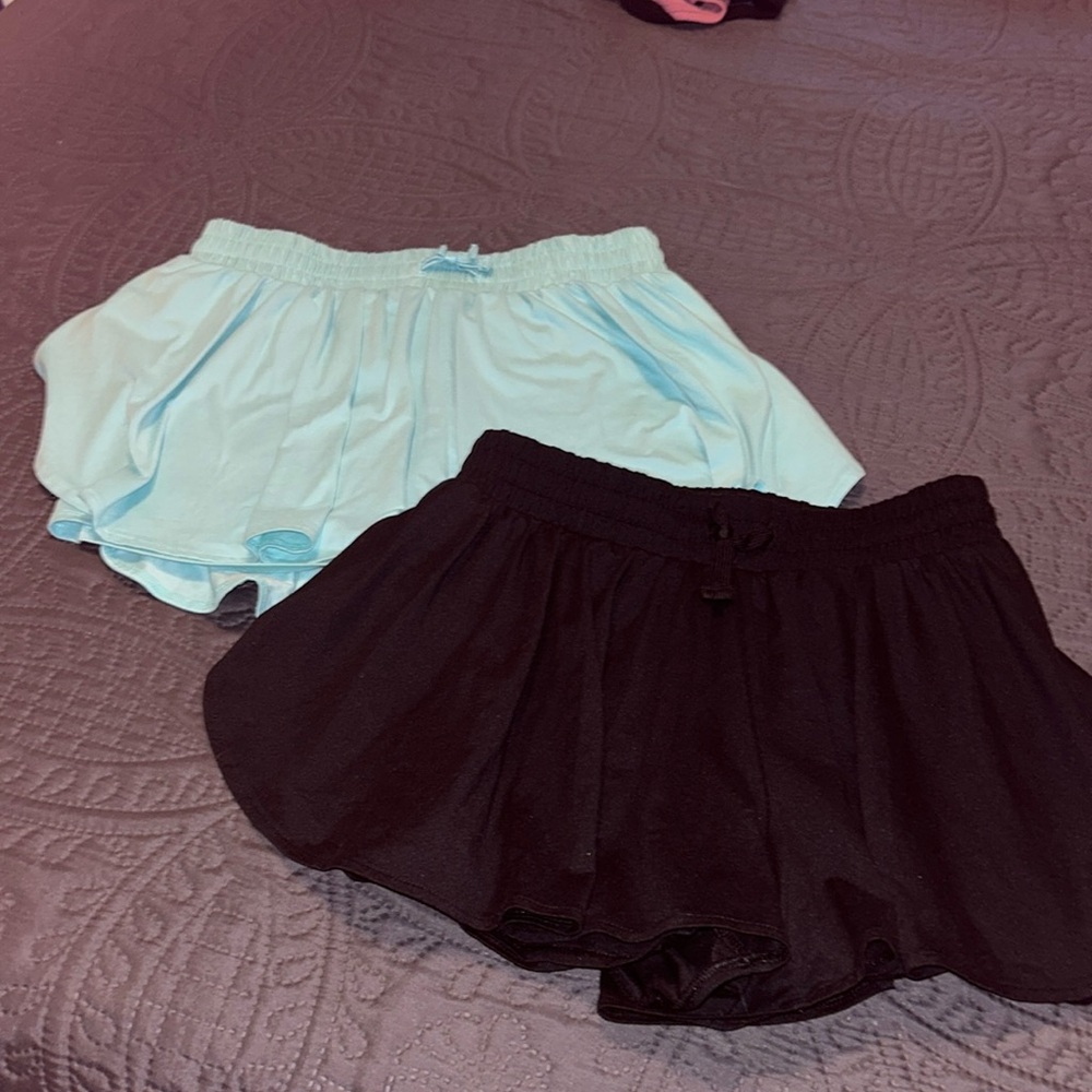 Set of two athletic skirts